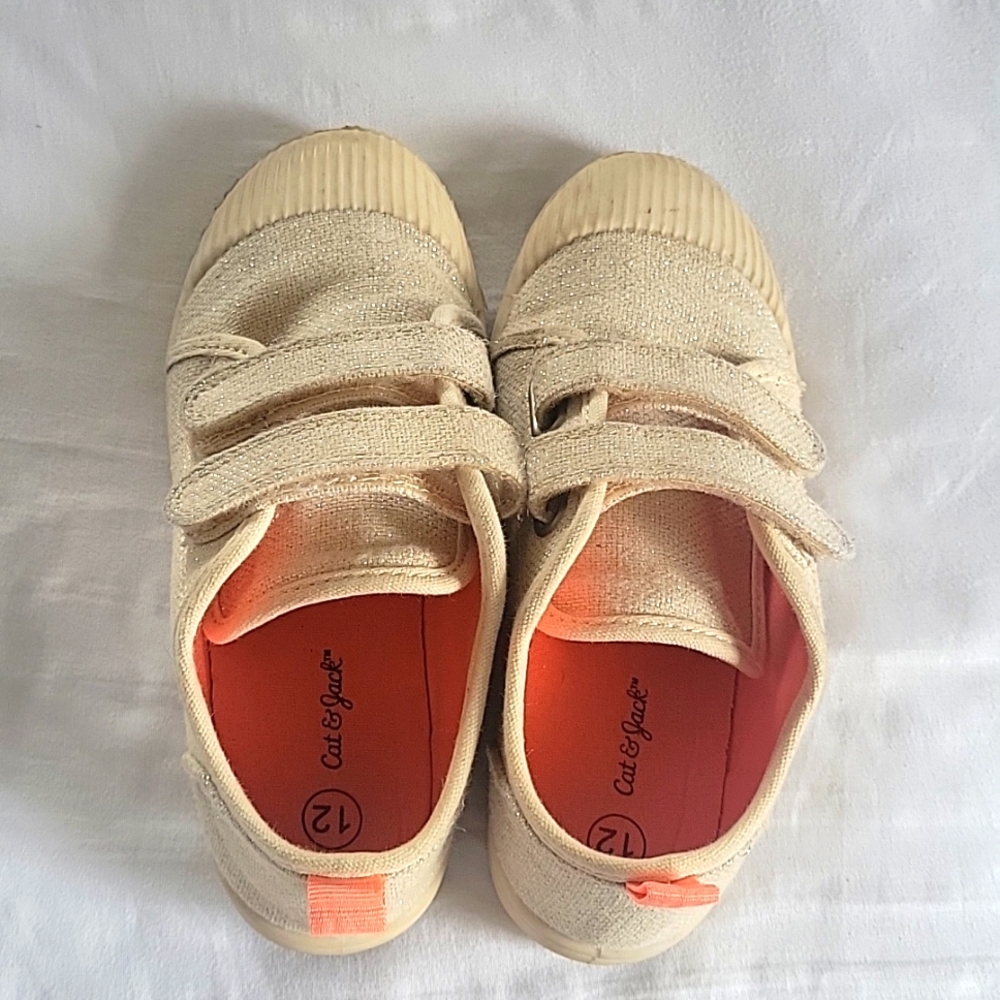 Cat & Jack beige and peach velcro girl shoes, GUC🎉🧡🩶🧡🩶